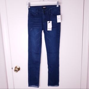 NWT Girls Hudson blue wash size 14 jeans